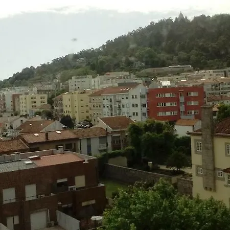 Rua Doutor Ribeiro Da Silva 295 5 Direito Tras * Βιάνα ντο Καστέλο